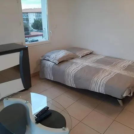 Entier, Calme, Hyper Equipe Saint-Laurent-de-la-Salanque