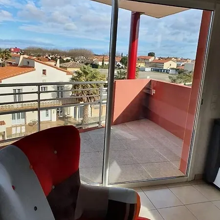 Entier, Calme, Hyper Equipe * Saint-Laurent-de-la-Salanque