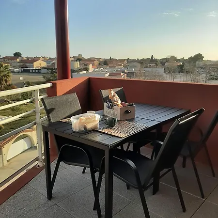 Apartment Entier, Calme, Hyper Equipe